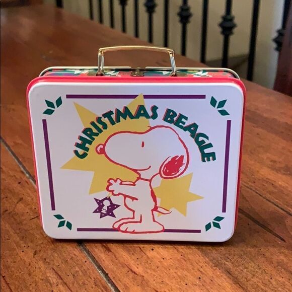 Miniature Snoopy Christmas Tin Lunch Box - Picture 2 of 4
